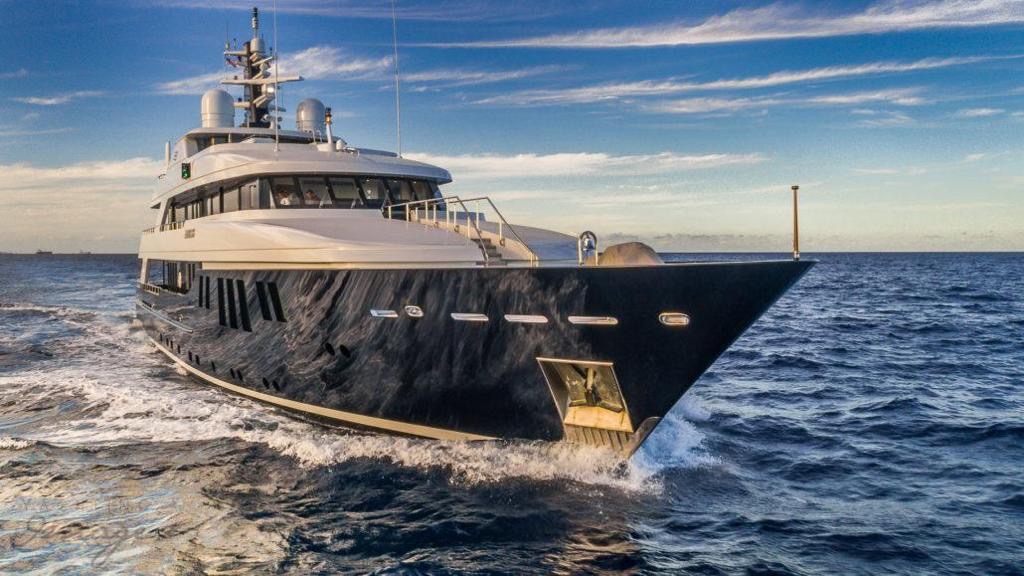 Bravado | 147’31″/44.9m